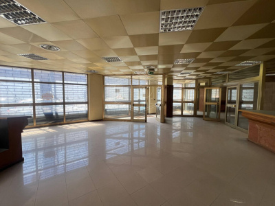 Ampio locale in Via Nuova Poggioreale 33, Napoli (NA)